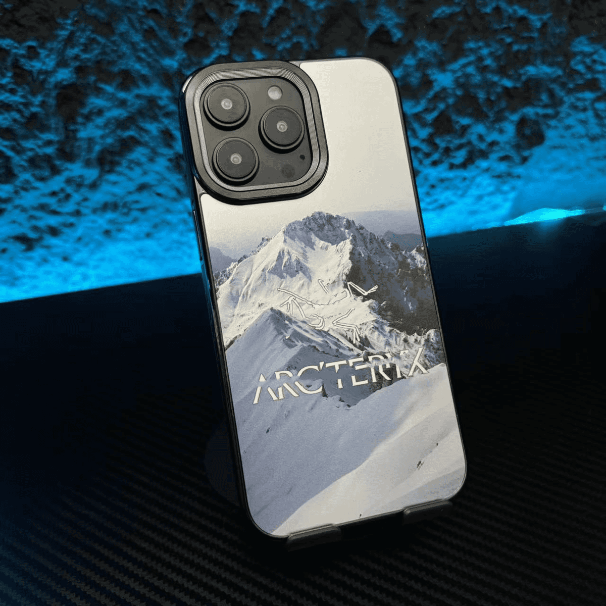 Fashionable outdoor iPhone16 case