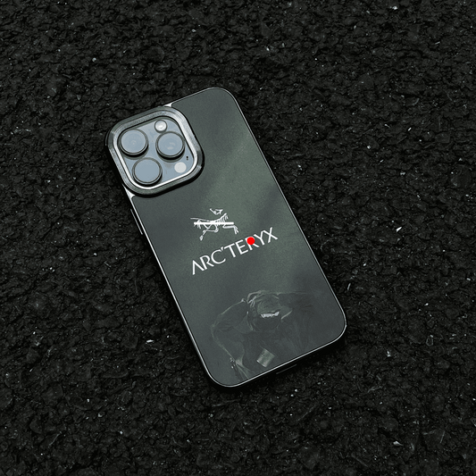 Fashionable outdoor iPhone16 case